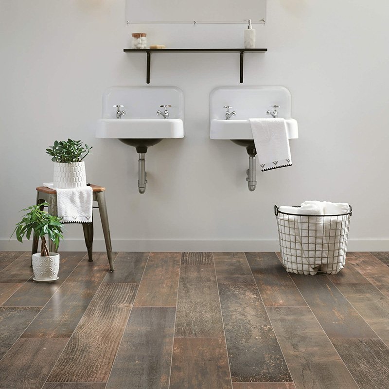 Small Bathroom Flooring Ideas Maximizing Space
